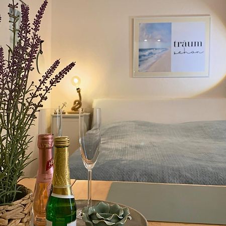 Duhnentraum Bestlage Am Sandstrand, Balkon,Meerblick, Parkplatz, Aufzug, Wlan, Bettwaesche,Handtuecher,Netflix Uvm Cuxhaven Ngoại thất bức ảnh